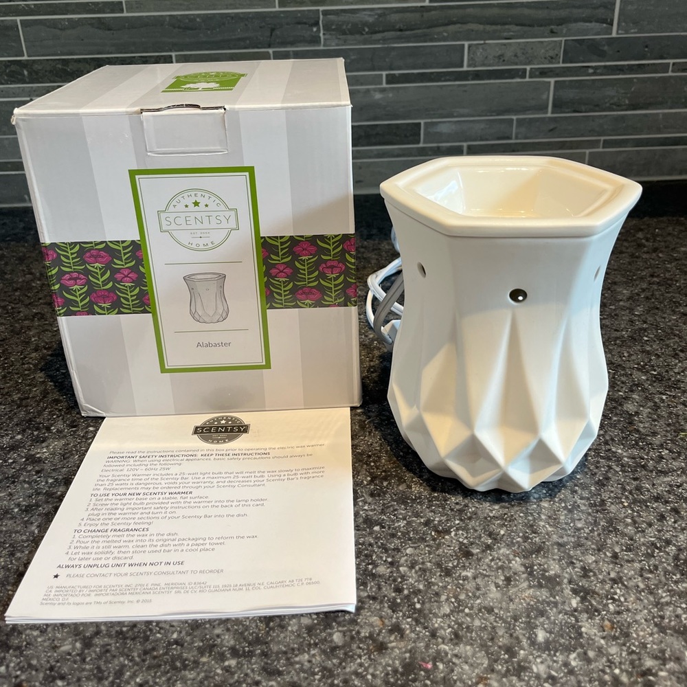 Scentsy Alabaster Wax Warmer